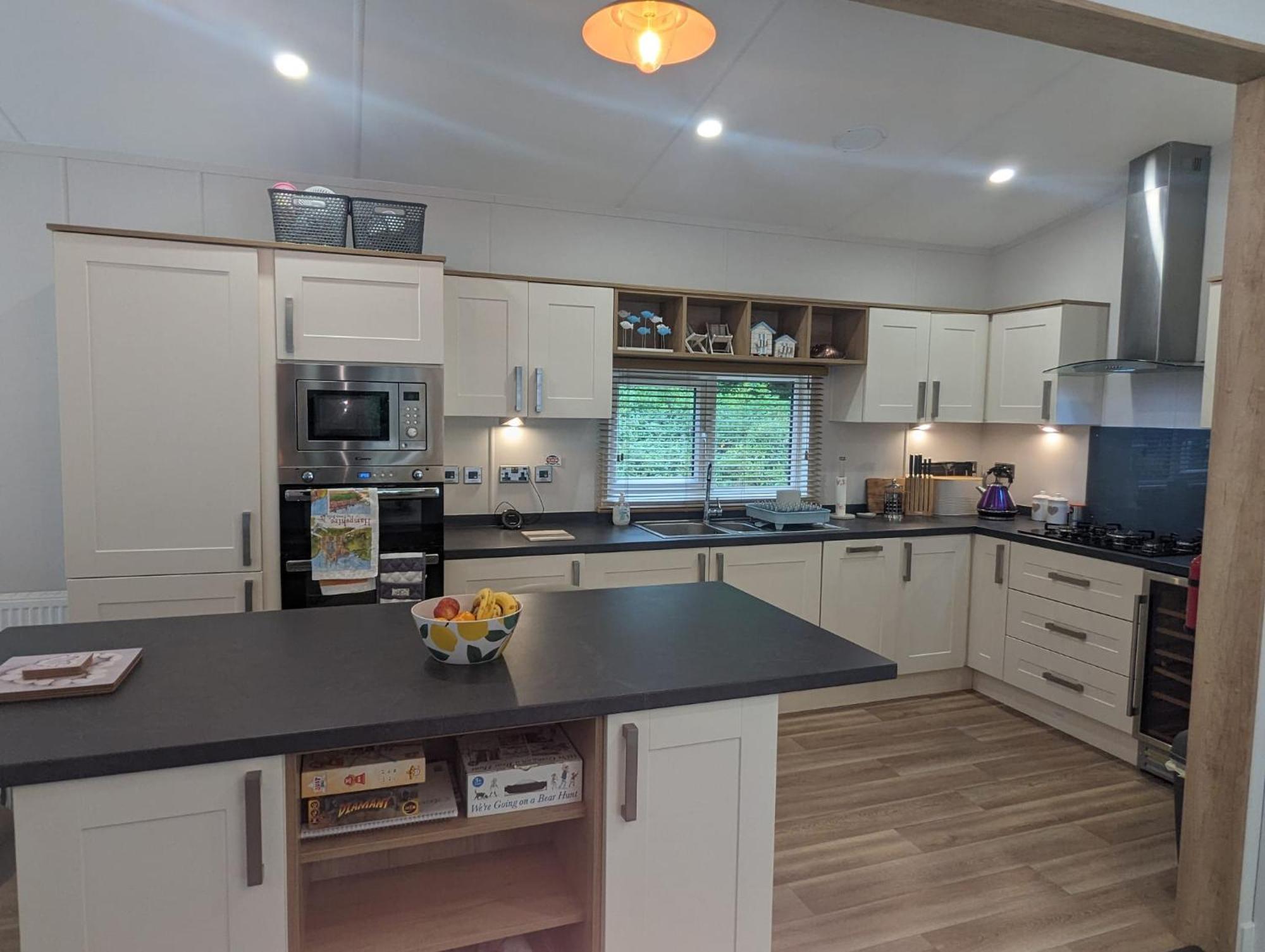 Luxury Stunning Sensation Lodge On 5 Star Shorefield Country Park New Forest Entertainment And Leisure Passes Included มิลฟอร์ดออนซี ภายนอก รูปภาพ